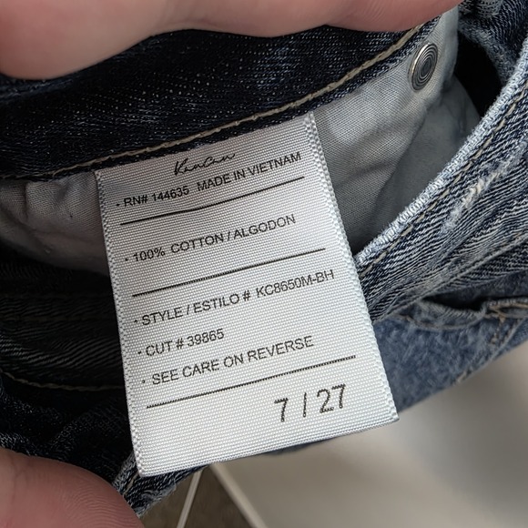 Kancan Medium Wash Distressed Raw Hem High Rise Straight Cropped Jeans Size 27 - Picture 3 of 6